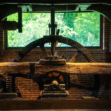 Moulin De La Fontaine *